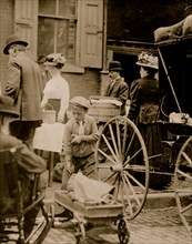 King Street Market in Wilmington sees young vendors selling fruits & Vegetables 1910