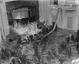 Knickerbocker Theatre in Washington DC collapse from the weight of snow 1922
