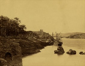 Landing place. Assouan 1865