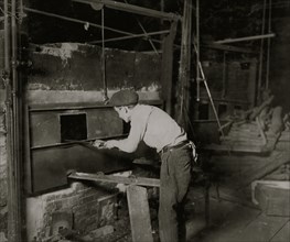 Midnight scene. Cumberland Glass Works, Bridgeton, N.J.  1909