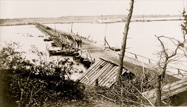 Military bridge across James River at Varina Landing 1863