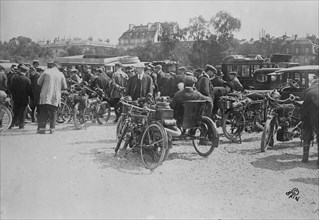 Motorcycles requisitioned, Paris 1915