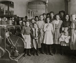 Newberry Mills (S.C.) Noon hour. All are working here. 1908
