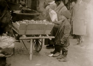 Newsie under age. Selling near Market at 5 p.m. 1917