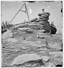 Chattanooga, Tennessee, vicinity. Tripod signal erected by Captains. Dorr and Donn of U.S. Coast Survey at Pulpit Rock on Lookout Mountain 1864