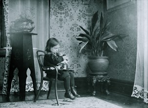 Putting a Campbell Kid to sleep. 1912