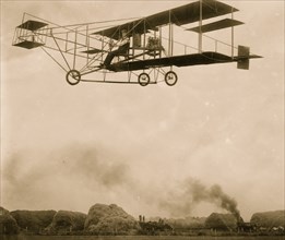 R.P. Warner's aeroplane, in flight 1909