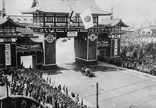 Reception Arch for the Prince of Wales with car passing through it 1921