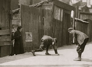 Shooting Craps 1910