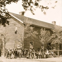Richmond, Va. Crowd before headquarters of the U.S. Christian Commission 1865