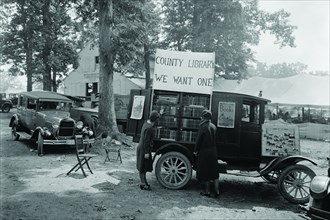 Rockville Fair Library Bookmobile advertises the need for a Library 1928