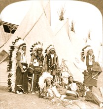 Sioux chiefs - their war-bonnets and teepees 1905