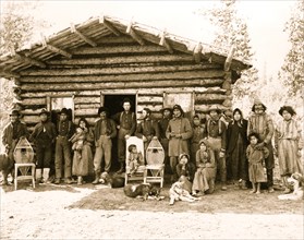 Group Copper R. Siwashes at Davis' roadhouse 1903