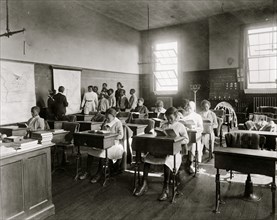 Students in geography class at Thaddeus Stevens School 1910