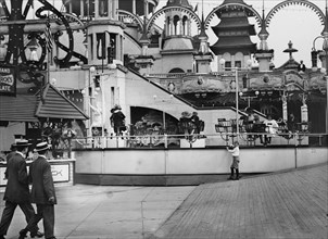 The Teaser, Coney Island in Luna Park 1911