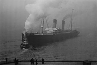 New York Tugs France 1912