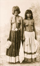 Bare breasted Yuma Women 1909