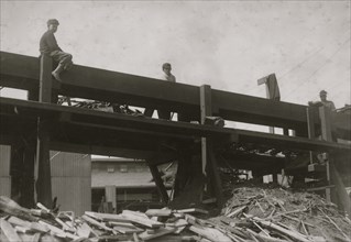 Boys work in Lumber Mill 1914