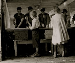 Young People in An Indianapolis Cotton Mill, Noon 1908