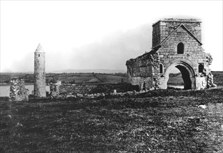 Ruins on Devenish Island