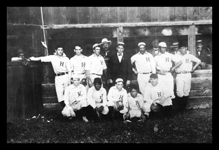 Honolulu Ball Team 1910