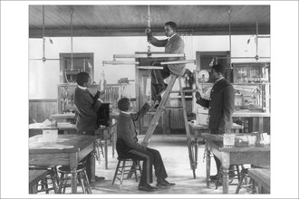 Hampton Institue Classroom 1899