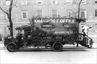 Christmas Post Office "A La Carte" 1921