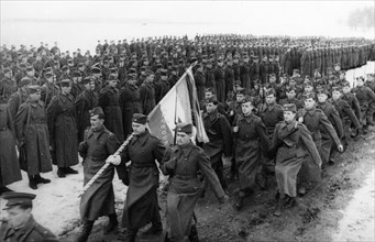 World war 2, yugoslavian military unit training in the soviet union, may 1944, a yugoslavian volunteer unit, having received their colors, march past the ranks.