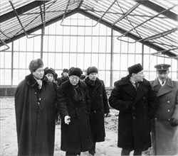 Mao tse tung visits the luch collective farm in krasnogorsk district of the moscow region, feb, 1950.