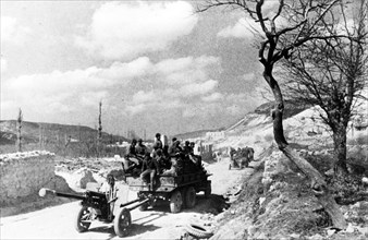 world war ll: crimea (ukraine): red army troops heading in the direction of sevastopol.
