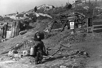 World war 2, battle of stalingrad, the few civilians still left in the city have dug themselves in on the shores of the volga river.