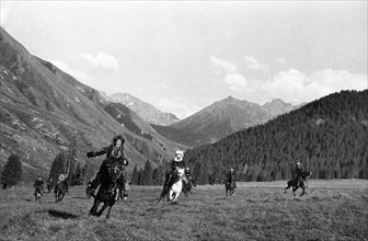 Kirghiz republic in central asia, kirghiz horsewoman, aini bapayeva, 1938.