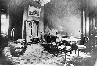 One of the rooms of the winter palace in petersburg, the wall of which was pierced by a shot from the revolutionary cruiser aurora, october 1917, during the great october revolution.
