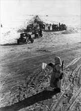World war 2,46688 - the ice road over lake ladoga, leningrad, 1942.