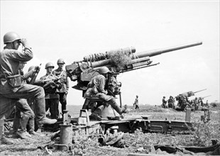 Antiaircraft gunners at the front, sept, 1941.
