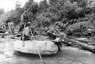 world war ll: sappers crossing a river, july 1942.