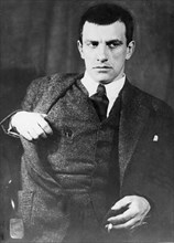 Vladimir mayakovsky (1893-1930), soviet poet, playwright and propagandist.