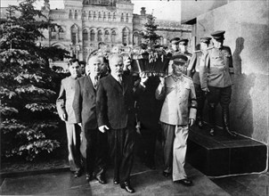 Funeral of soviet politician mikhail ivanovich kalinin, 1946, pallbearers, from left: malenkov, beria, molotov, stalin.