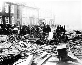 Barricades on kropotkinskaya street after popular uprising on october 27, 1905.