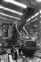 The urals engineering works has started manufacturing the e-3 excavators, a post-war model, july 1947.