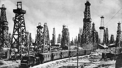 Oil fields of baku, azerbaijan ssr, 1920s.
