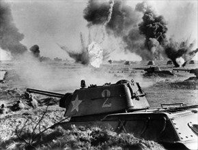 Battle of stalingrad, soviet t-34 tanks in battle, 1942 or 1943.