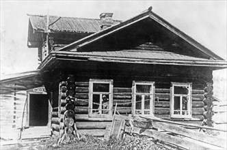 The log cabin in which joseph stalin lived during his exile in solvychegodsk (vologda province) in 1910.