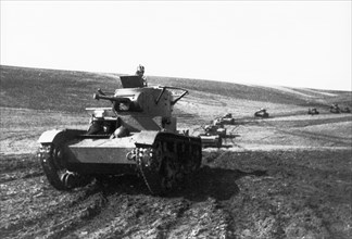 Soviet light tanks during maneuvers in the zabaikal military district, 1936, 1936.