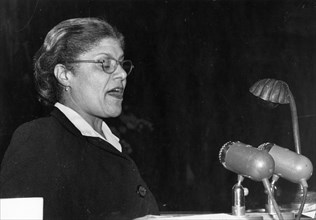 Council of women's international democratic federation holds session in moscow, november 1949, eslanda robeson, vice-president of the american women's congress, addressing the session.