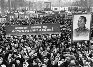 A meeting of the working people of the molotov election district of moscow, held here on the occasion of vyacheslav molotov's consent to stand for elections in this district, ussr, february 1950.