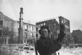 World war 2, battle of stalingrad, directing traffic after the liberation of stalingrad, 1943.