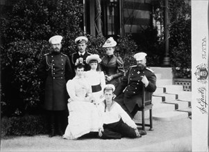 Tsar alexander lli and family in yalta in 1893, on the left is tsarevich nicholai (later, tsar nicholas ll).
