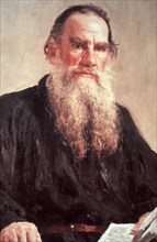 Portrait of leo tolstoy by ivan repin at the tretyakov gallery.