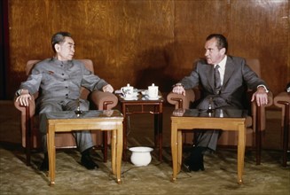 American president richard m, nixon meeting with chou en-lai in beijing, china, 1972.